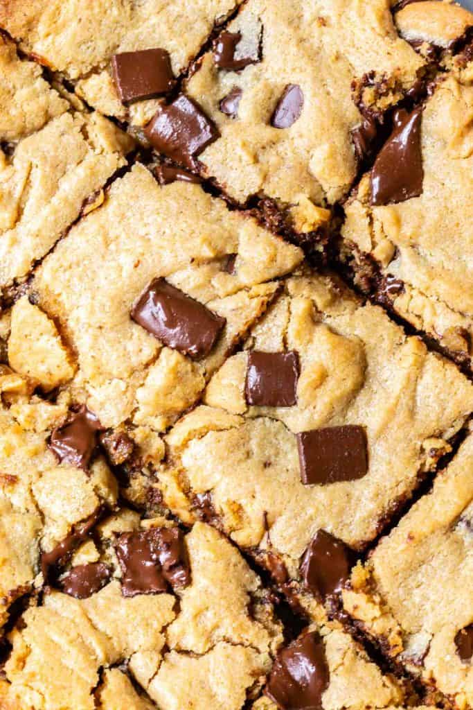 close up of gluten free blondies with chocolate chunks