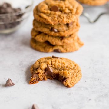 Five Ingredient Peanut Butter Chocolate Chip Cookies