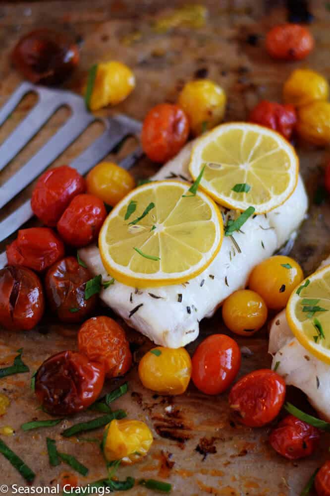 Skinny Roasted Cod with Tomatoes