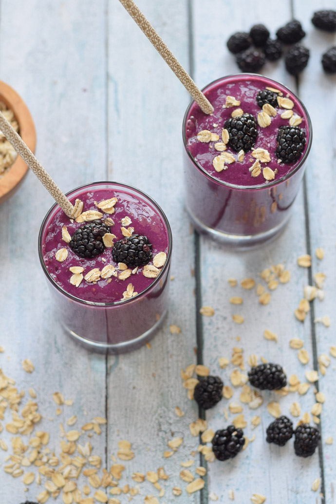 Blackberry Cobbler Smoothie with oatmeal and coconut milk