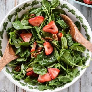 Strawberry and Pecan Spinach Salad