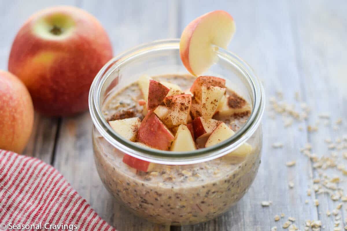 Apple Pie Overnight Oats topped with apple slices.