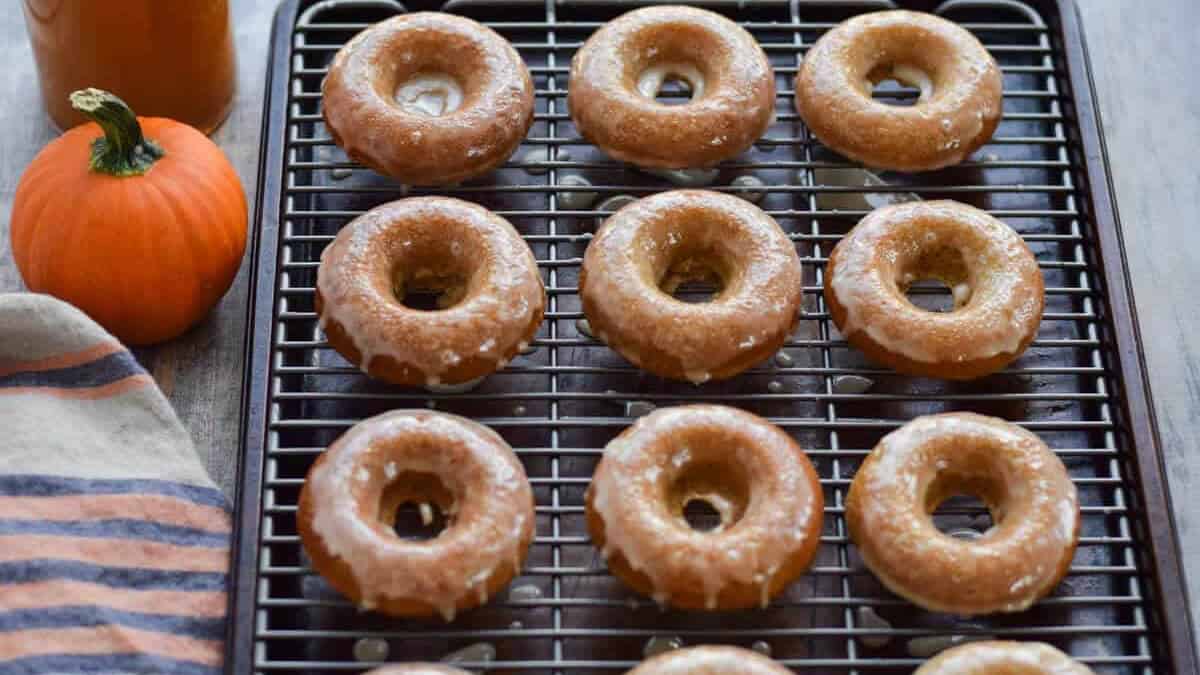 Gluten Free Apple Cider Doughnuts
