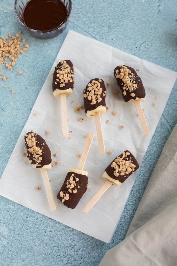 chocolate banana popsicles with nuts