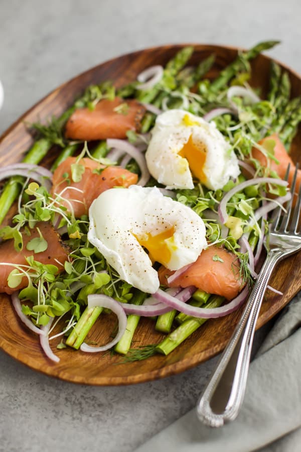asparagus salad with poached eggs