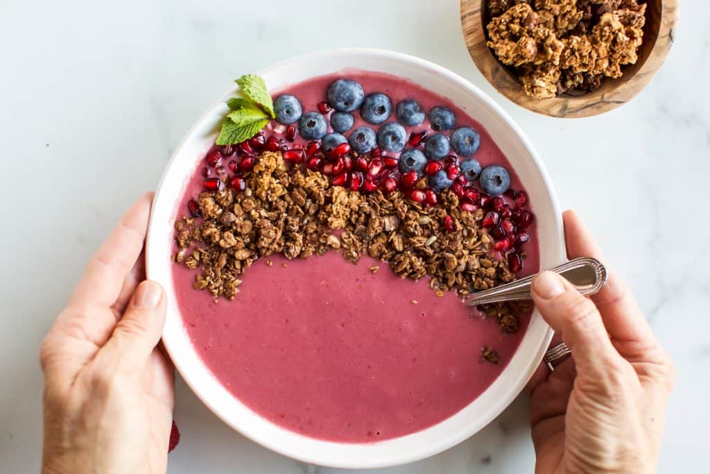 smoothie bowl and gluten free food list