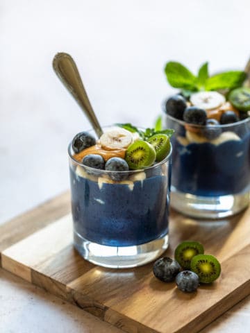 Blueberry Spirulina Smoothie