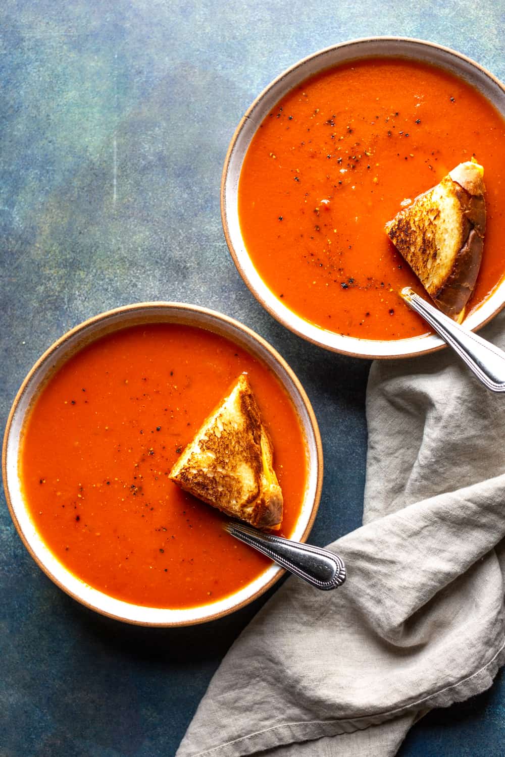 https://www.seasonalcravings.com/wp-content/uploads/2021/01/tomato-soup-2-2.jpg