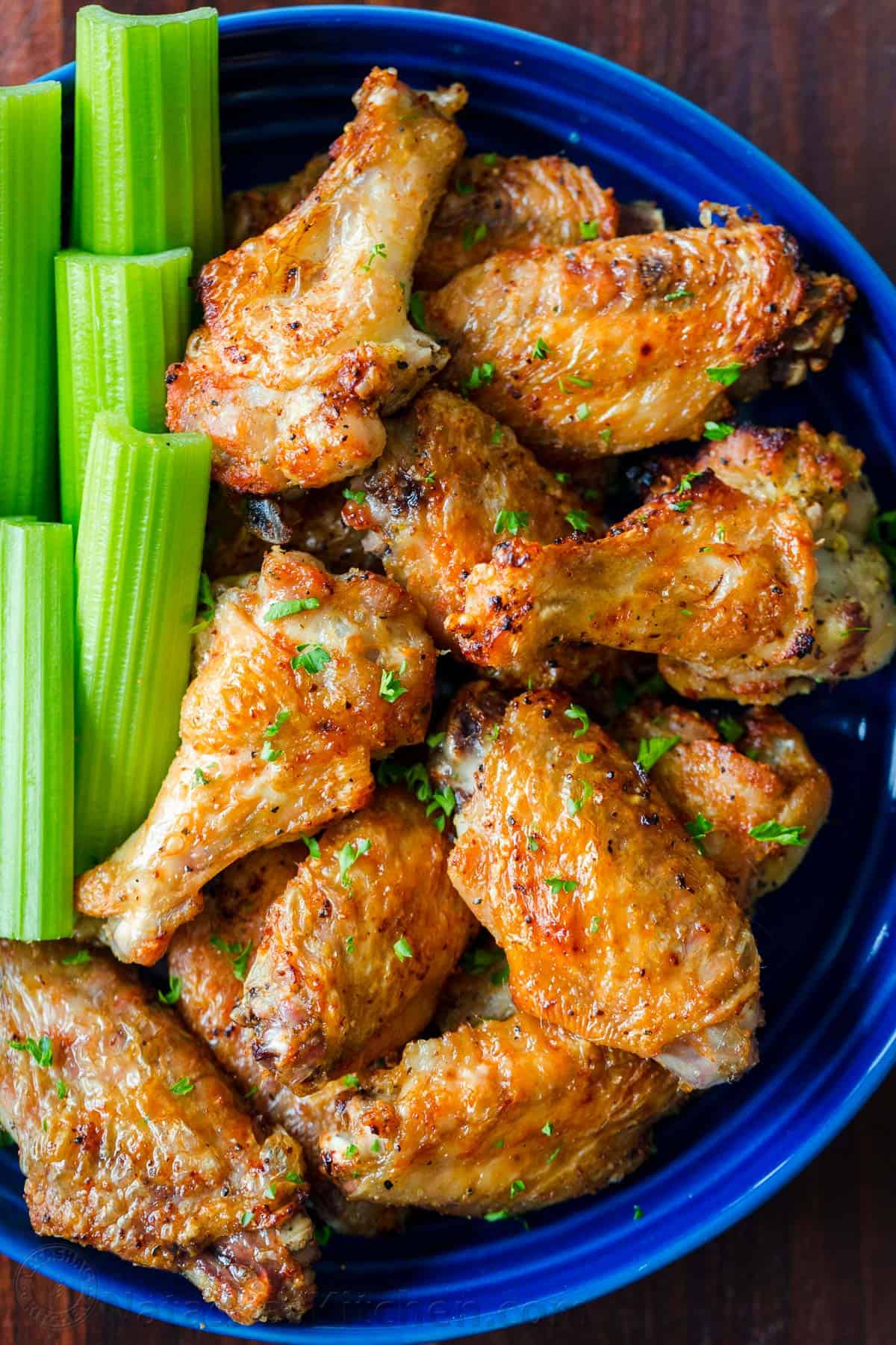 air fryer chicken wings with celery