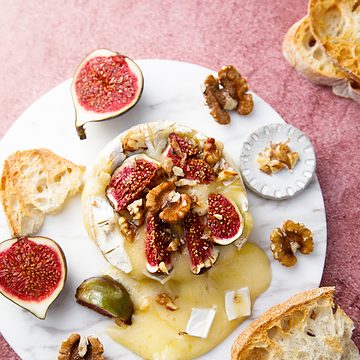 baked brie with fig jam