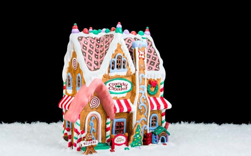 gingerbread house decorating ideas with lots of colors