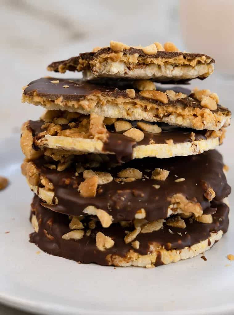 chocolate peanut butter rice cakes stacked up