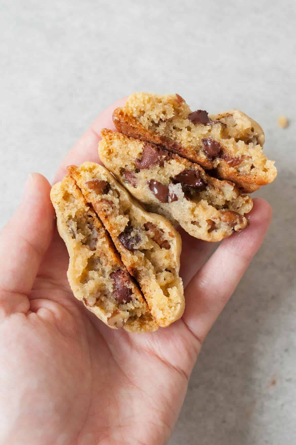 chocolate chip pecan cookies