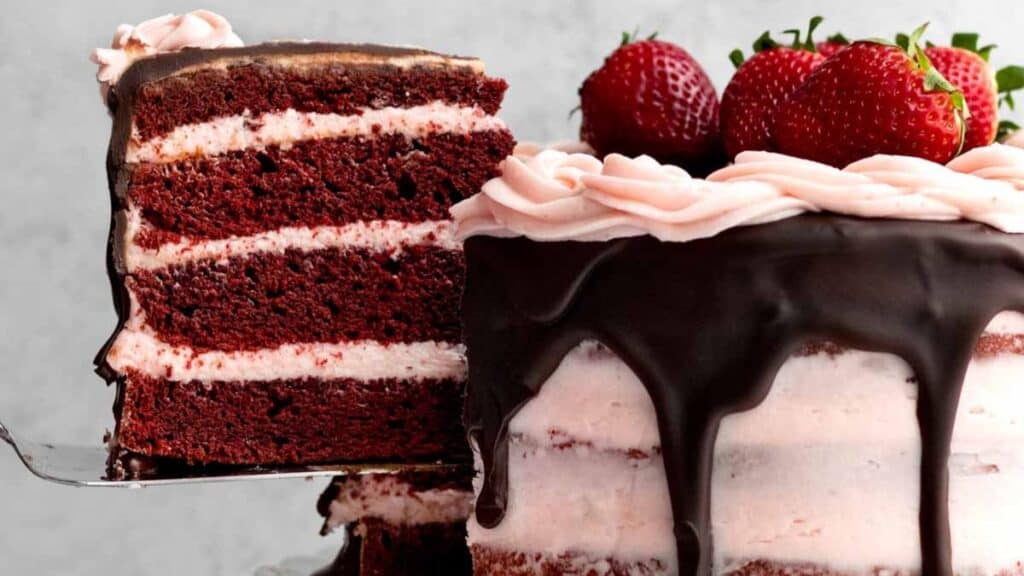 strawberry red velvet cake