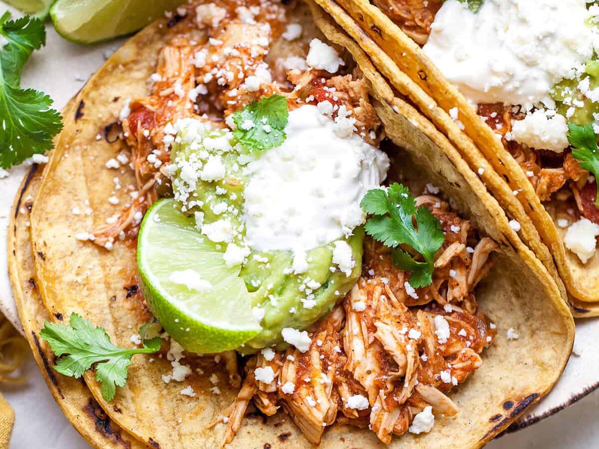 Crockpot Chicken Tacos