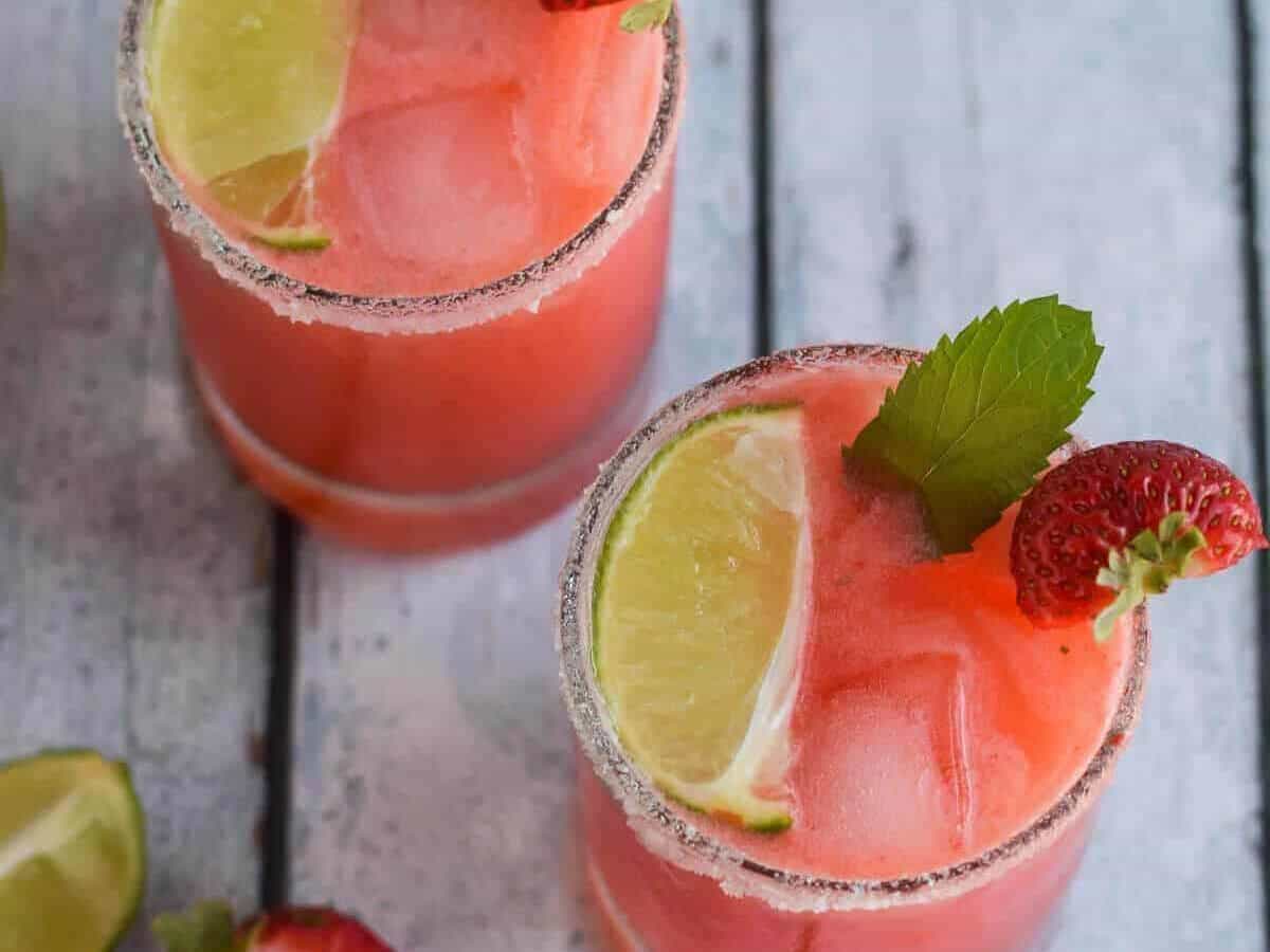 Strawberry Lime Gin Rickey