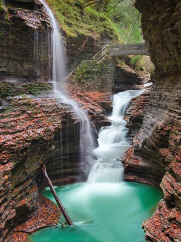 Photo of the falls at the the Watkins glen national park in NY