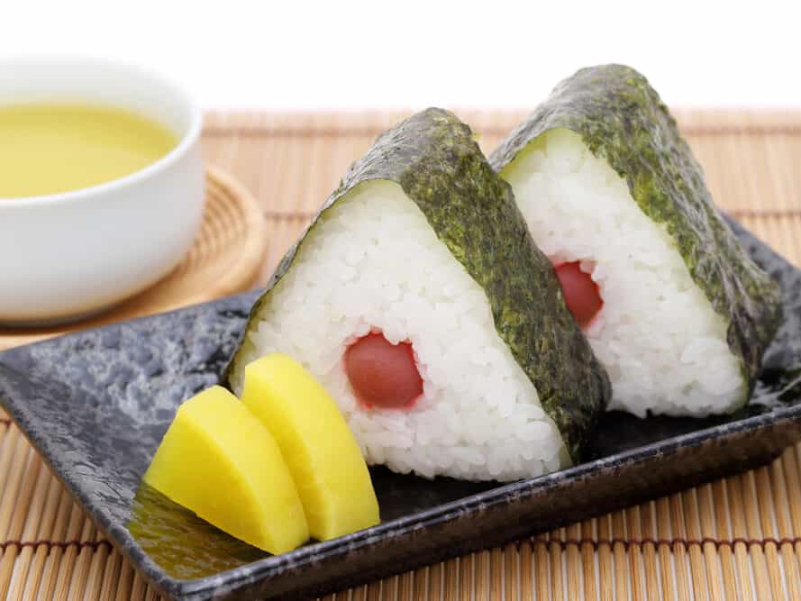Onigiri,,Japanese,Food,,Japanese,Rice,Ball,,Rice,Triangle,With,Nori