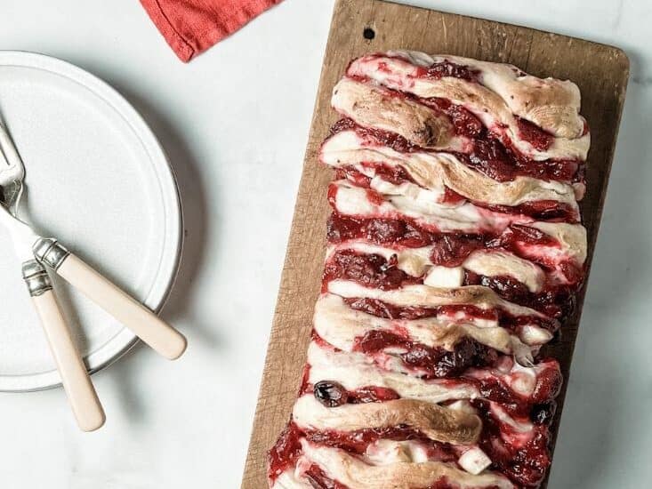 Cranberry Brie Pull Apart Loaf
