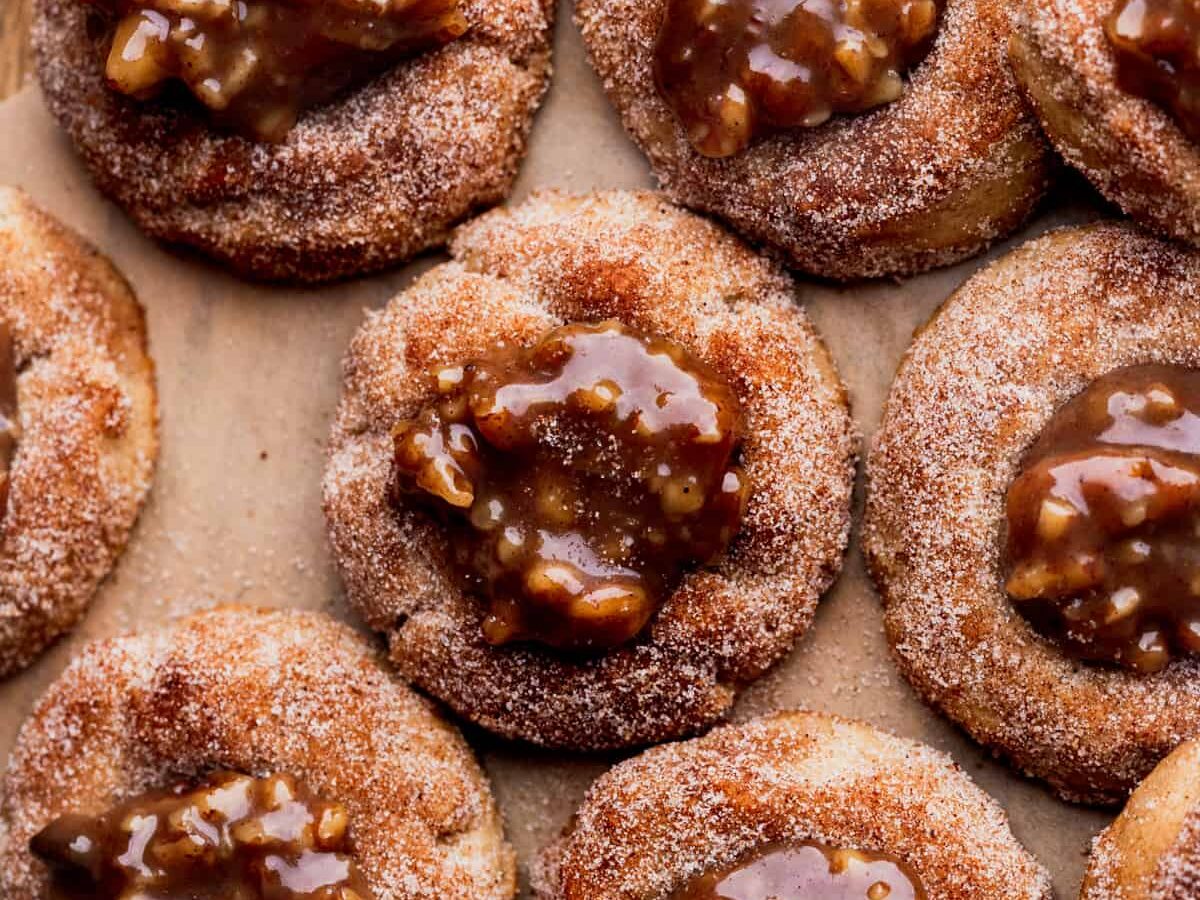 Pecan pie cookies with filling in middle.
