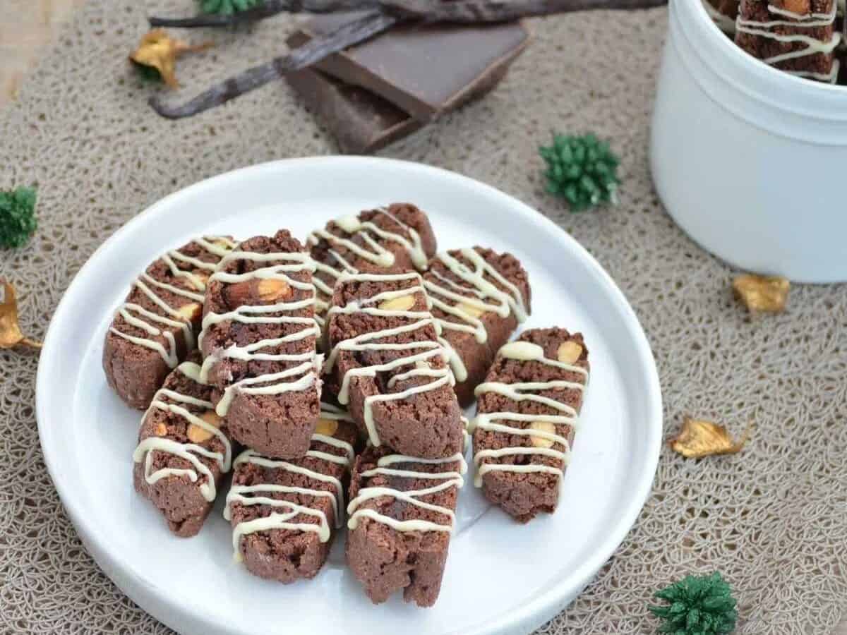Chocolate and Almonds Biscotti