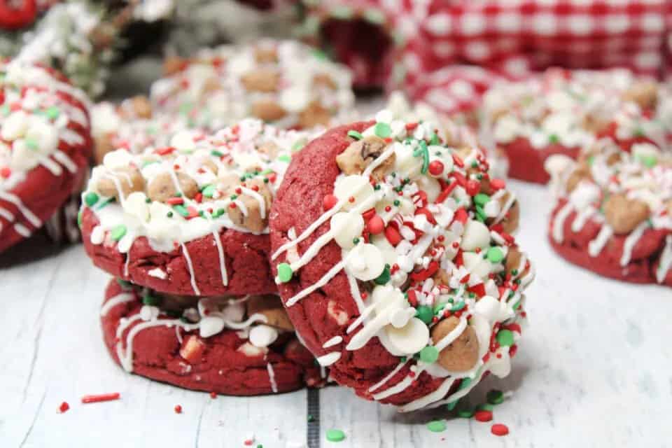  Santa’s Cookies (Red Velvet Christmas Cookies)