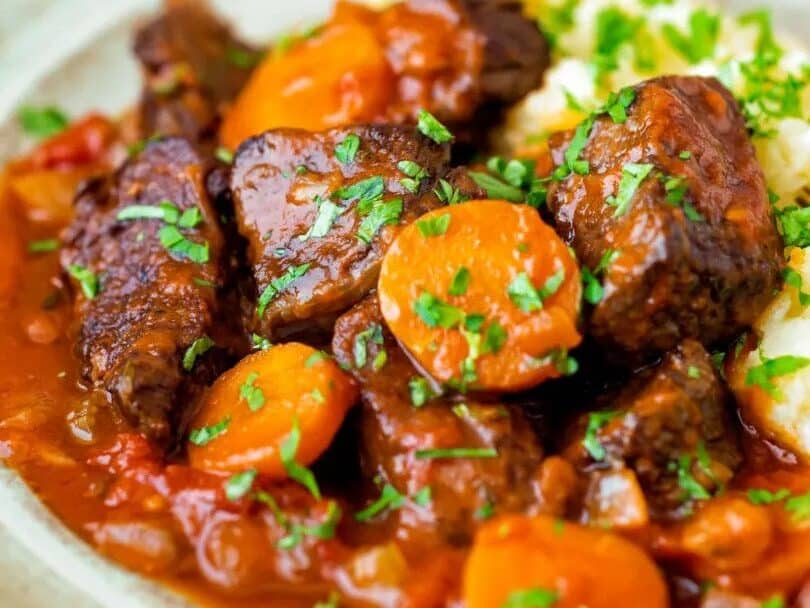 Simple Greek Beef and Tomato Stew