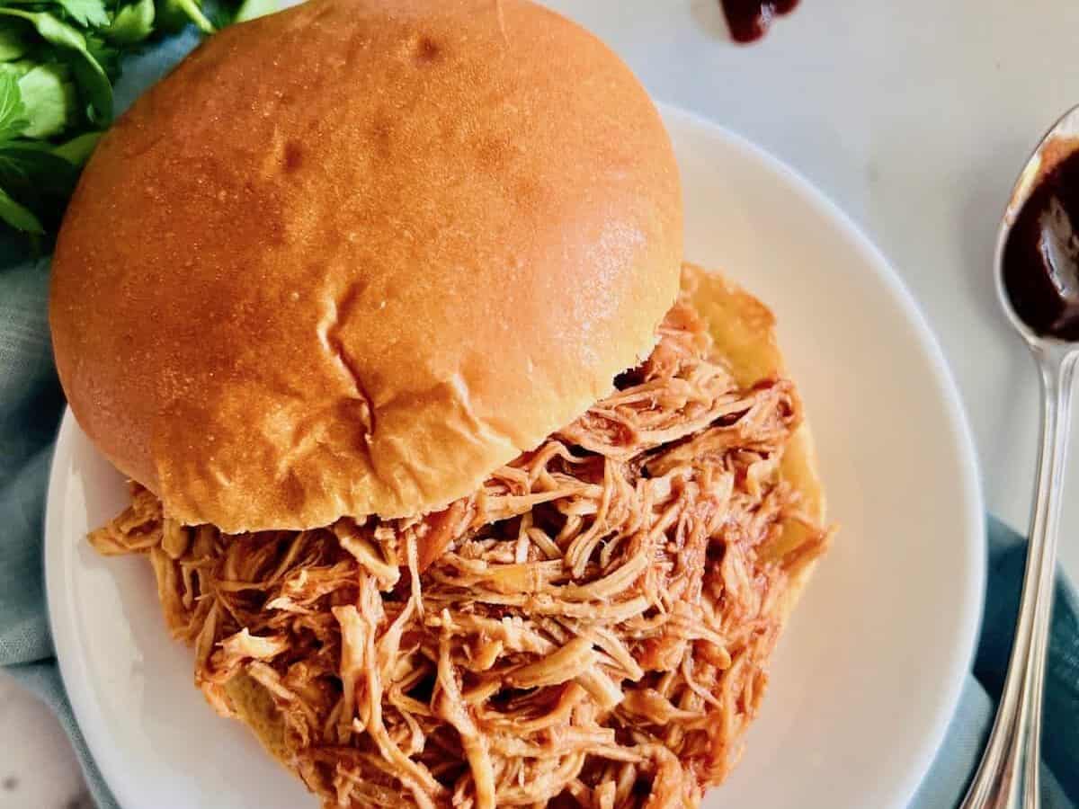 Slow Cooker BBQ Pulled Chicken