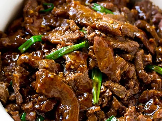 Slow Cooker Mongolian Beef with green chili
