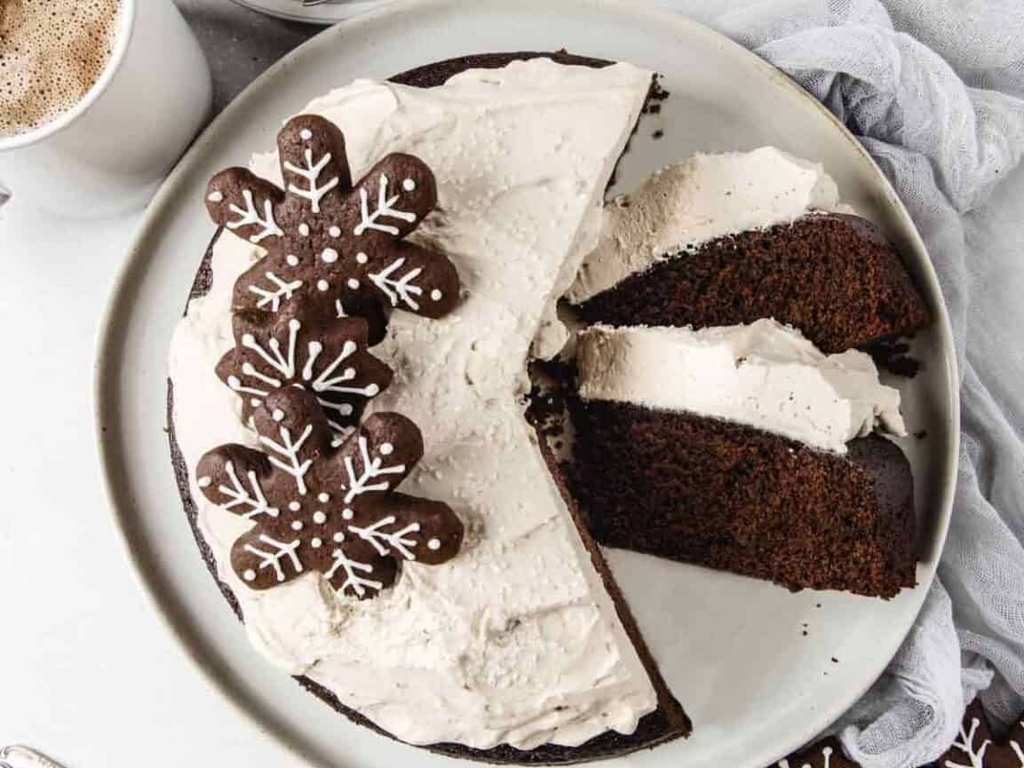 Gingerbread Latte Cake on a plate with spoons.