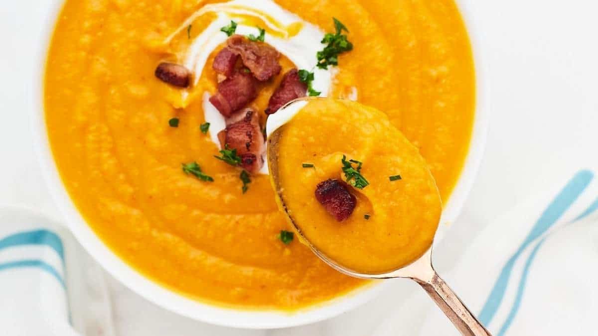 A delicious soup recipe featuring carrot, bacon, and sour cream.