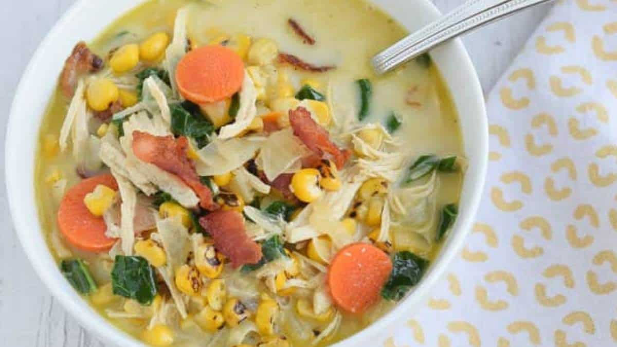 A flavorful bowl of chicken and corn soup, perfect for dinner.