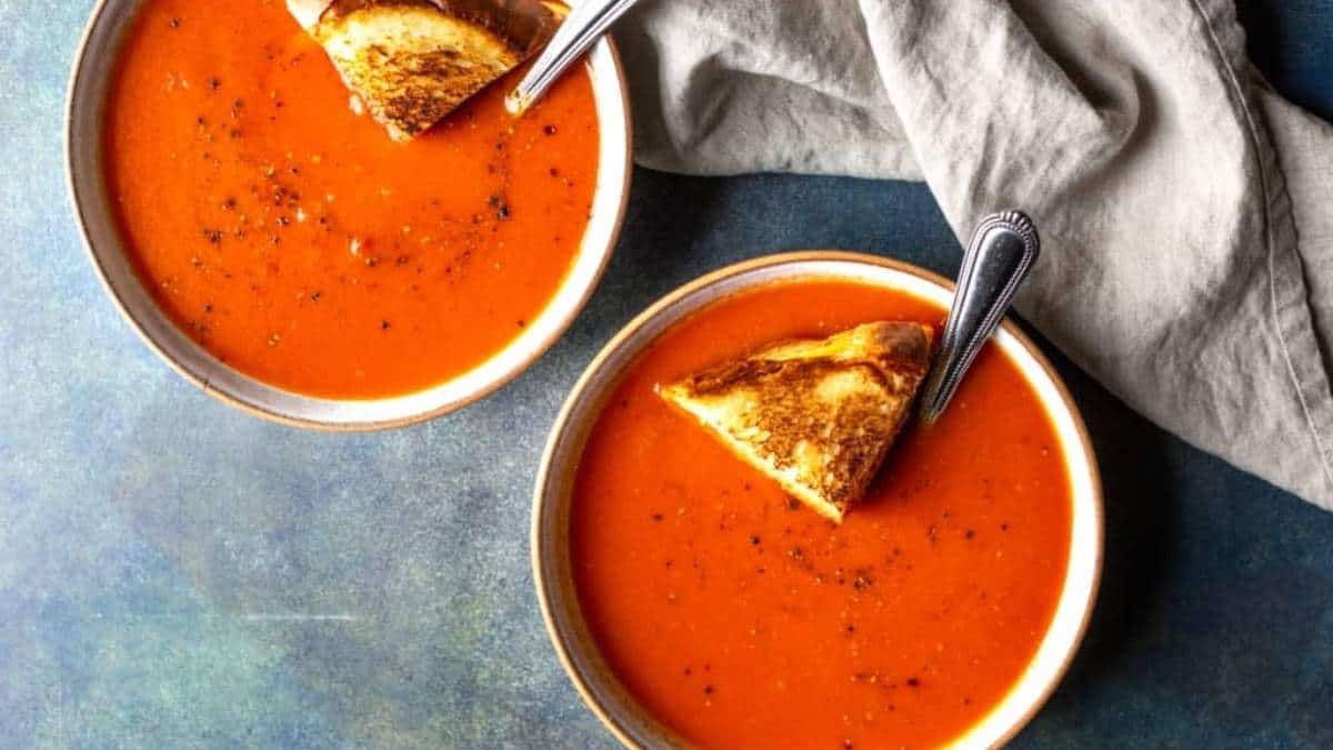 Recipe: Tomato Soup with Toasted Bread
