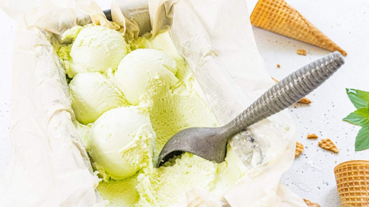Shared round up: Green ice cream in a bowl with a spoon is the perfect example of a no bake dessert.