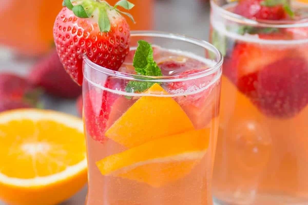 Strawberry sangria in a glass.