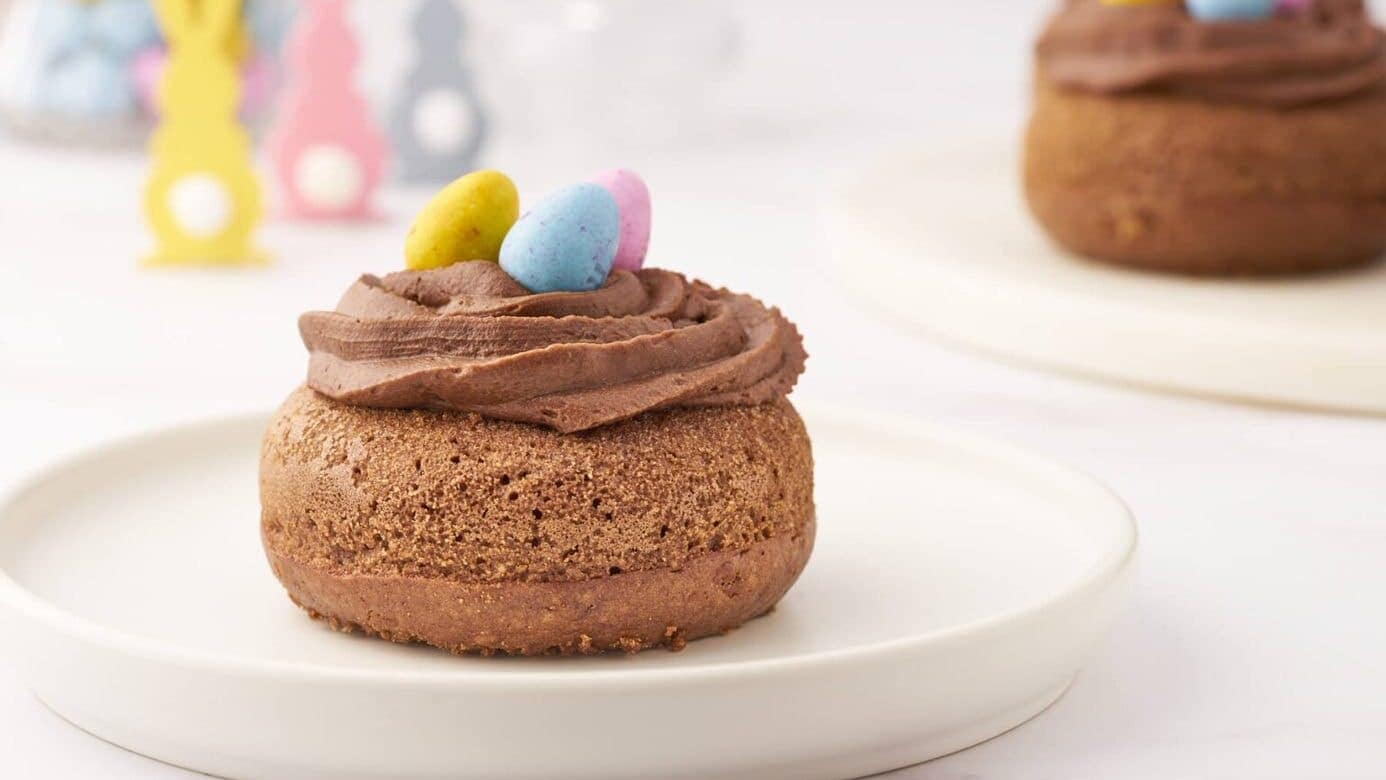 Chocolate easter bunny cupcakes.