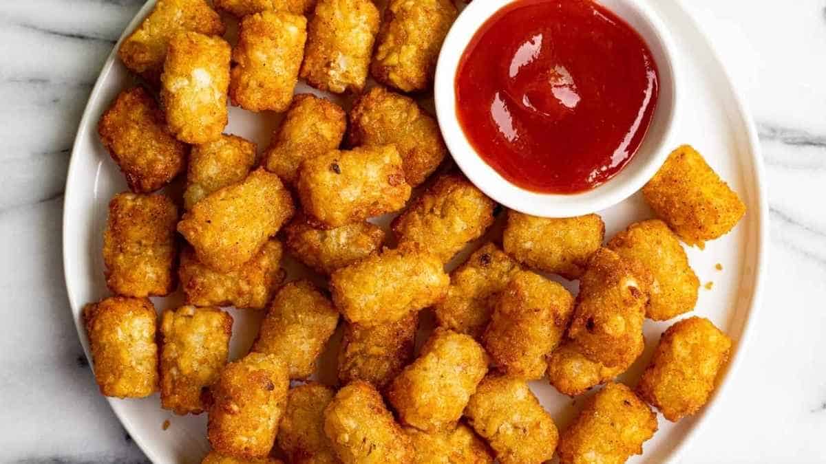 15 Minute Air Fryer Tater Tots. 