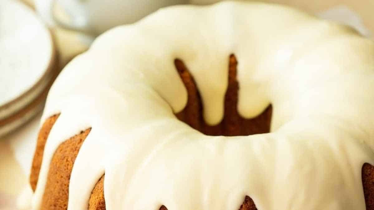 Carrot Bundt Cake & Cream Cheese Frosting.
