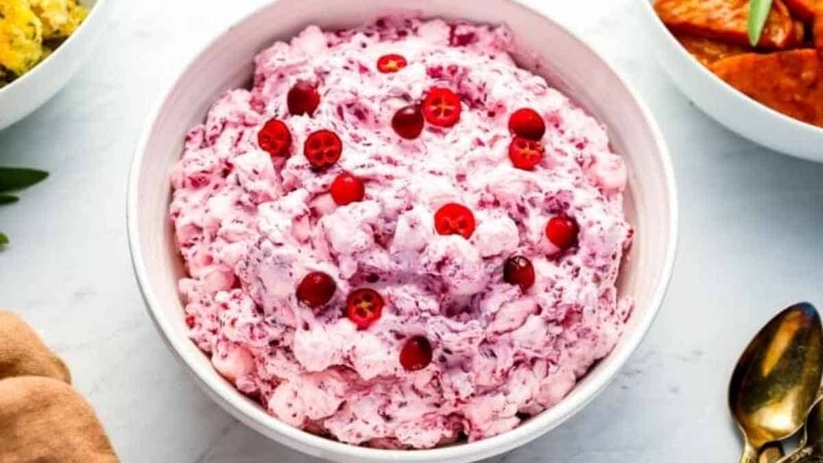 Cranberry Fluff Salad Recipe.