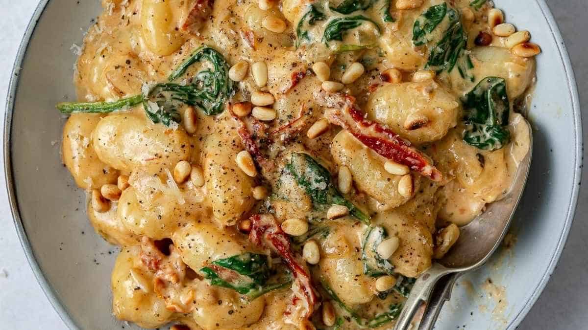 Creamy Gnocchi With Sun-Dried Tomatoes. 
