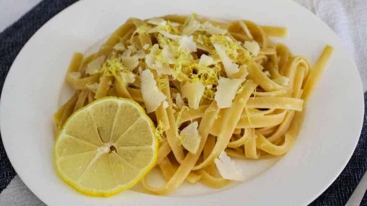 Lemon Butter Garlic Pasta.