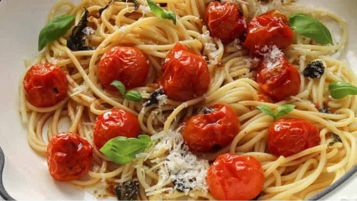 Pasta With Roasted Cherry Tomatoes.