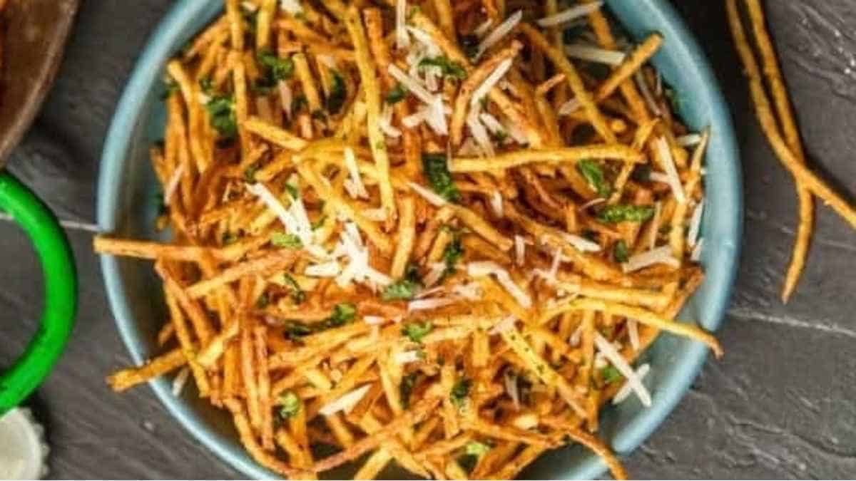 Shoestring Fries.