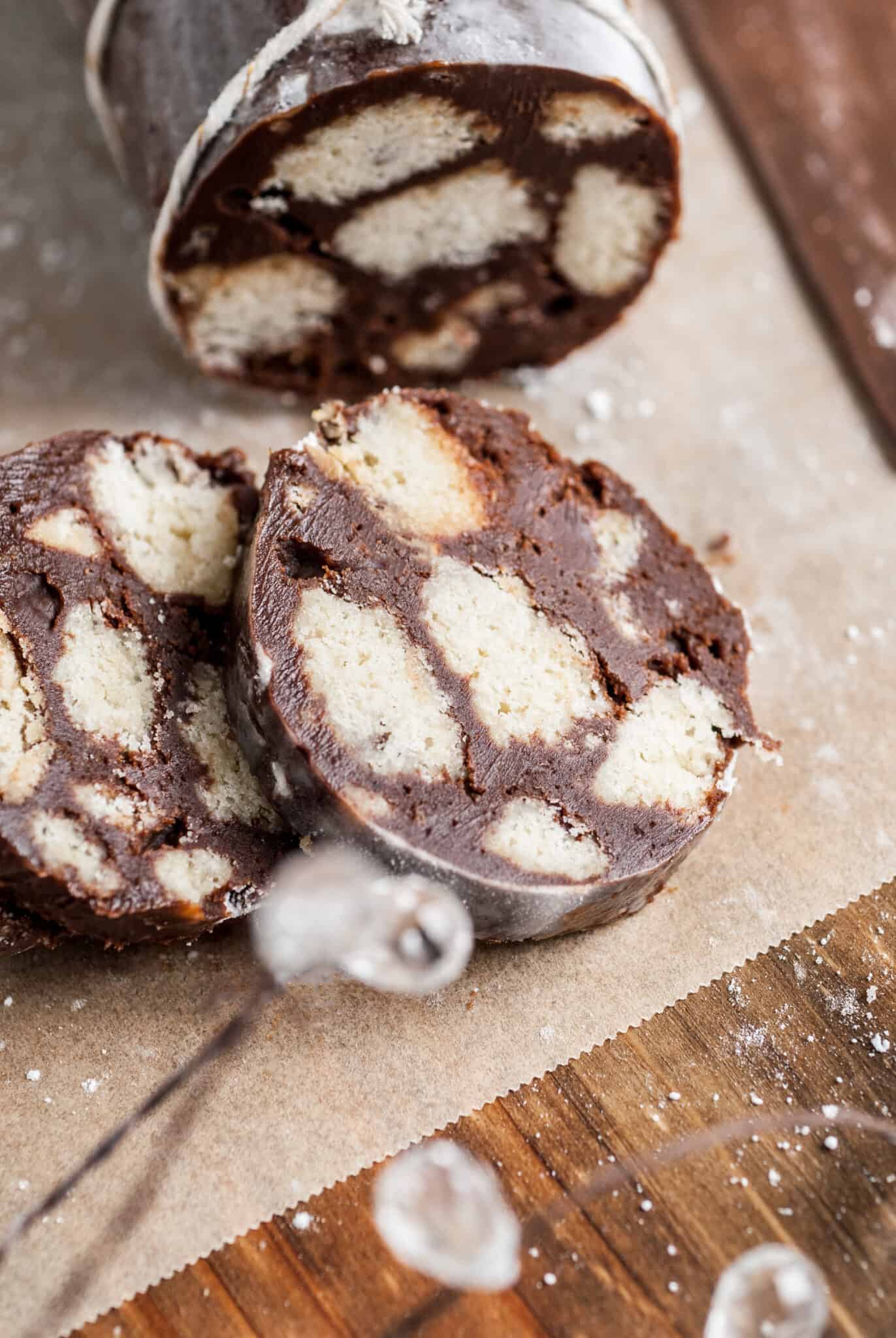 Food blogger, Bella Bucchiotti of xoxoBella, shares a recipe for a no bake Italian chocolate salami to slice like cookies. You will love this Christmas chocolate log. 
