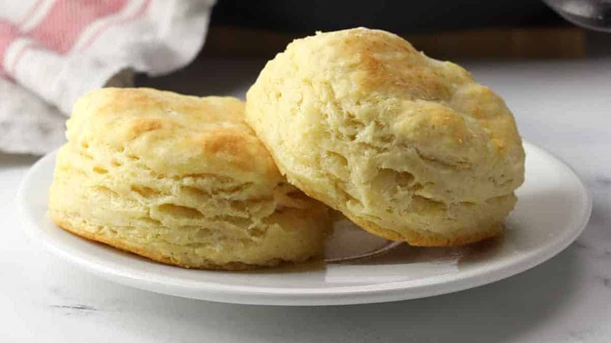 Cast Iron Buttermilk Biscuits. 