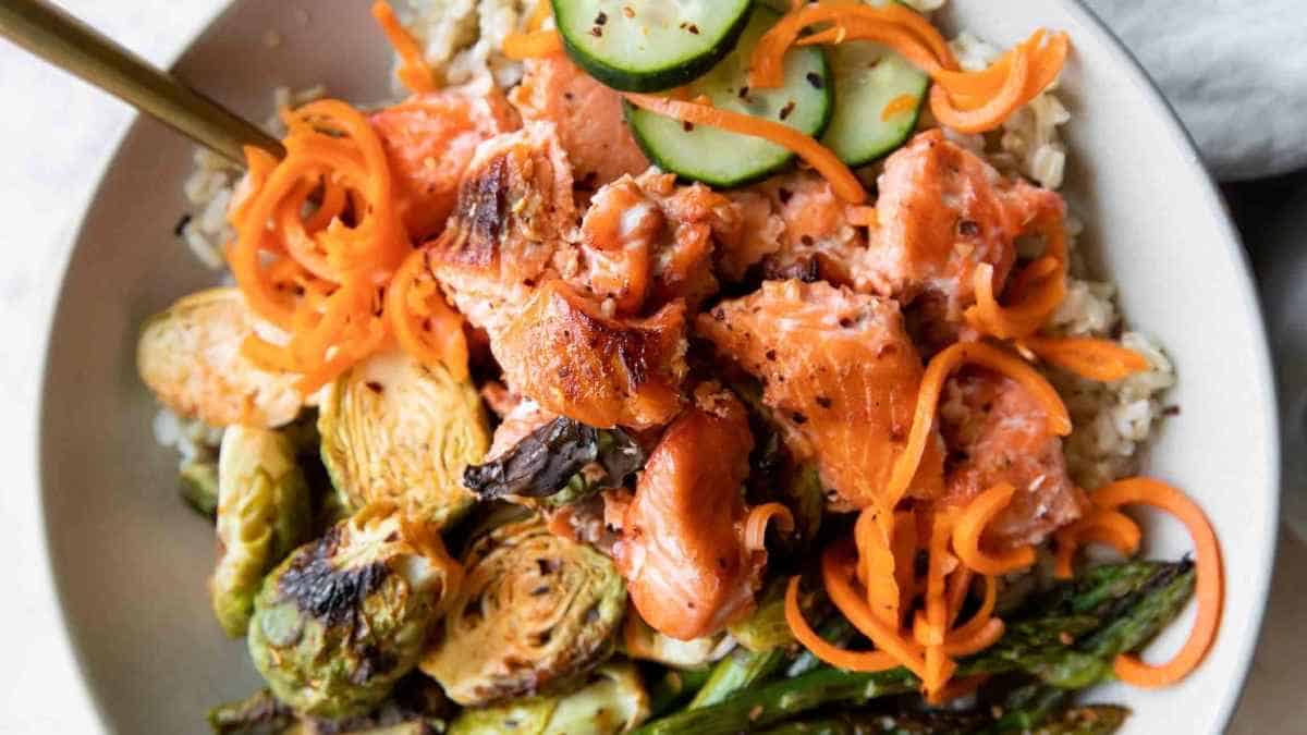 Hot Honey Salmon (Easy Bowl Recipe!).