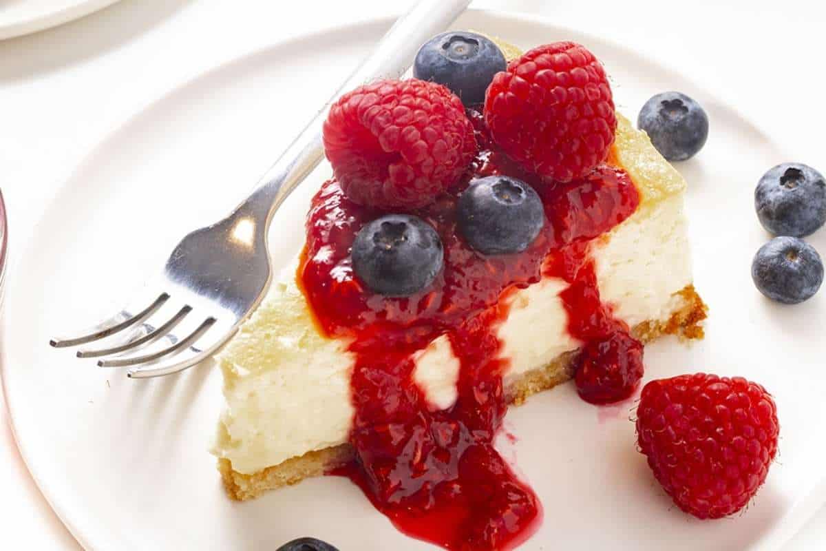 Keto Cheesecake (Sugar Free & Low Carb). 