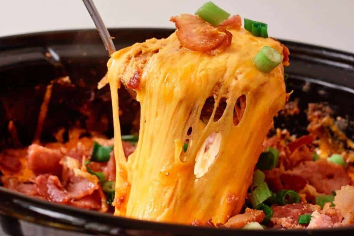 Keto Crack Chicken (Easy Crock Pot Low Carb Dinner!).