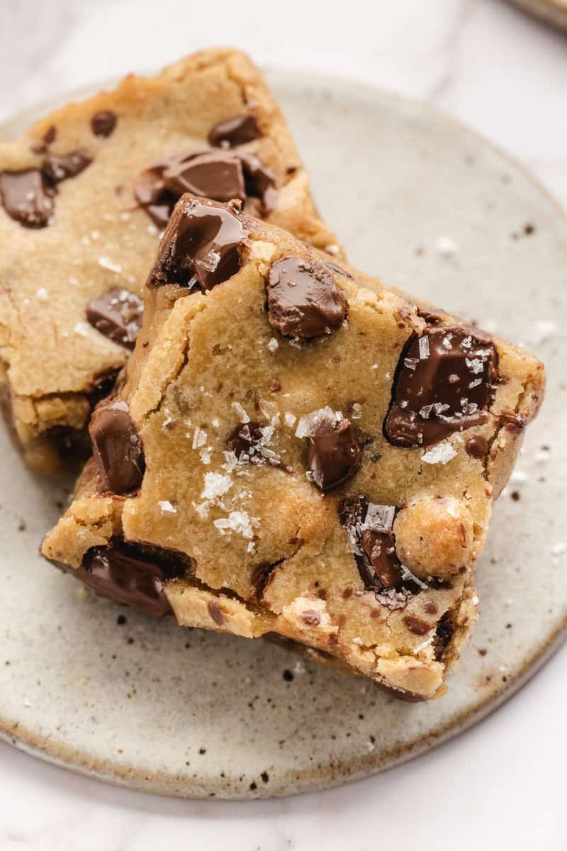 blondies with chocolate chips on a plate