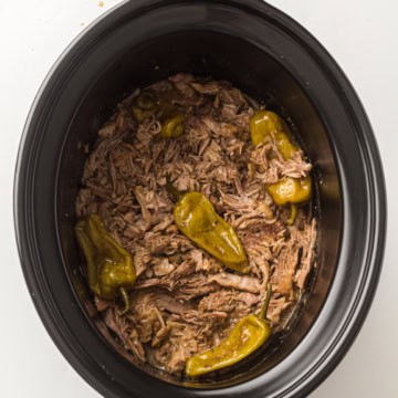 shredded pork roast in slow cooker